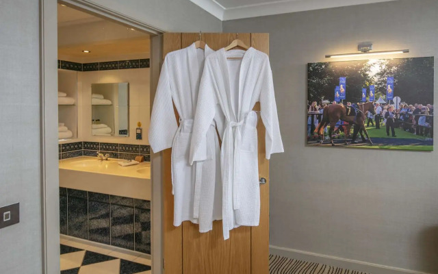 Best Western Heath Court Hotel