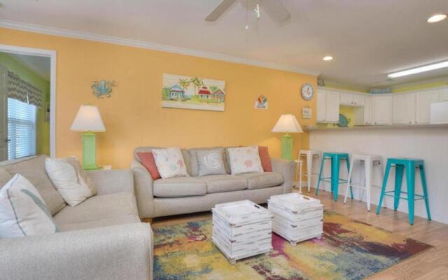 Ocean Walk 8102- Jus' Beachy