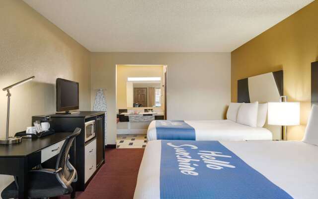 Days Inn by Wyndham Bend