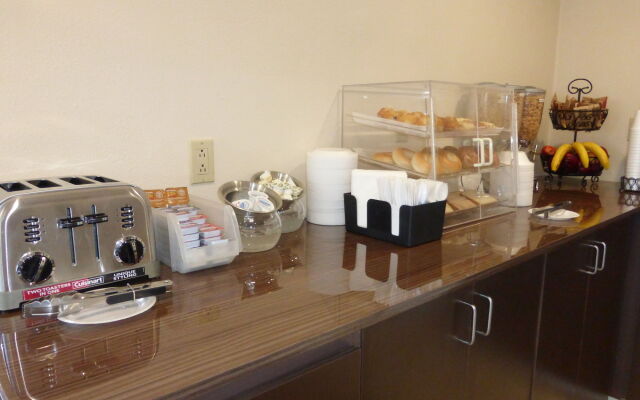 Quality Inn Bishop near Mammoth