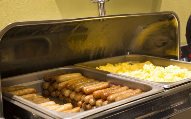 Staybridge Suites Orlando at SeaWorld by IHG