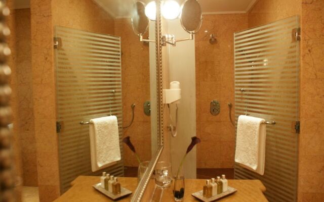 Retaj Royale Doha