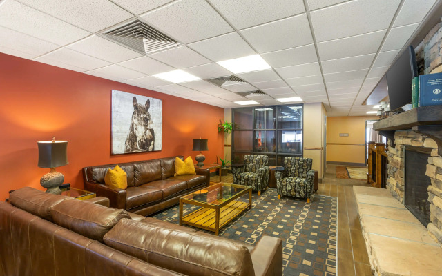 Best Western Premier Ivy Inn & Suites