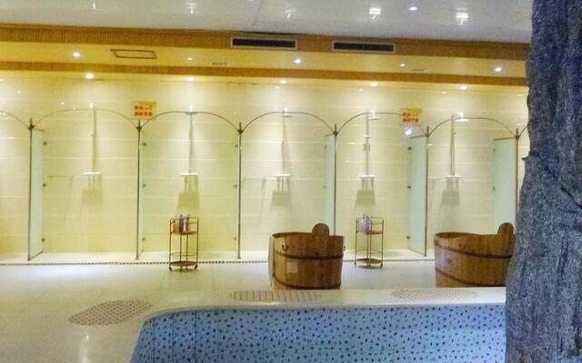 Yinyu Sea Spray Suites Hotel