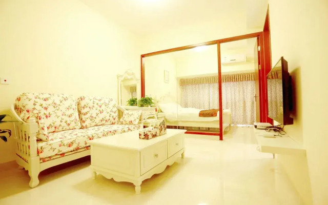 She He Apartment Nanshan Center Branch