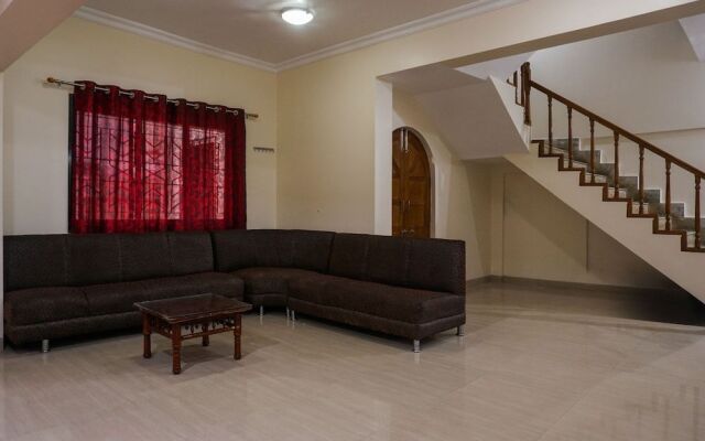 OYO 19648 Home Classy Stay Lonavala Wax Museum