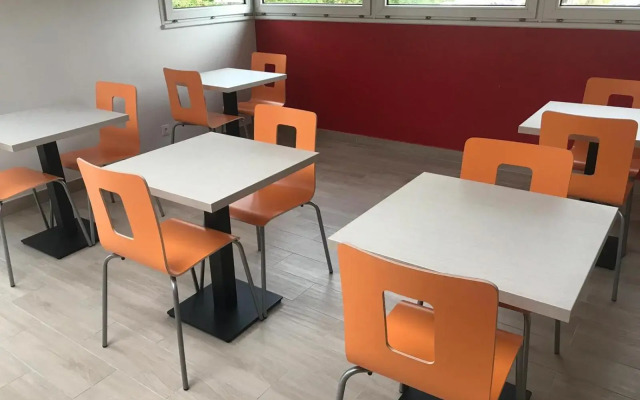 Premiere Classe Reims Ouest - Tinqueux
