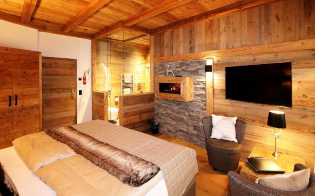 Amber Hotel