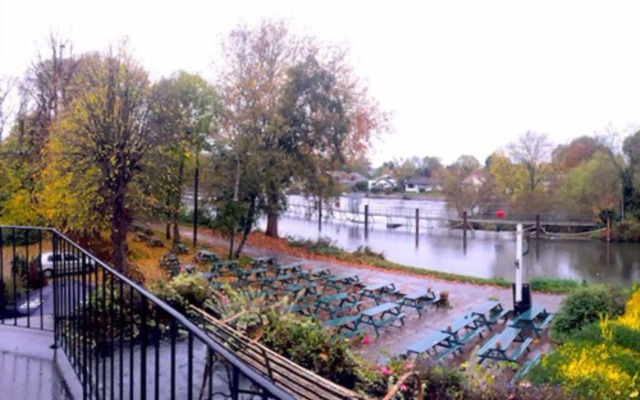 The Weir Hotel