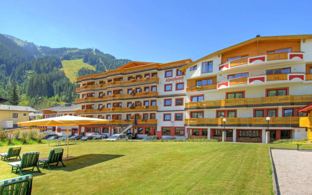 JUFA Alpenhotel Saalbach