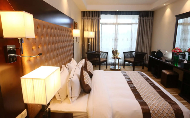 The Grand Mountain Hotel