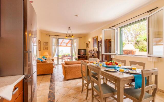Beachfront Villa Dionysos