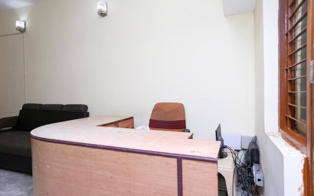 OYO 19323 Shiv Sai Guest House