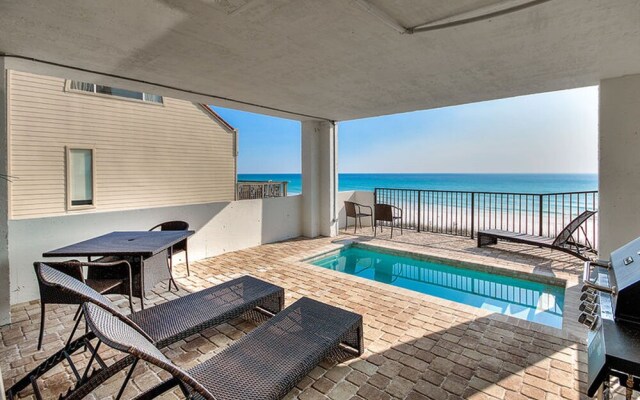 Luna Plata by Five Star Properties