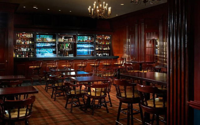 Omni William Penn Hotel