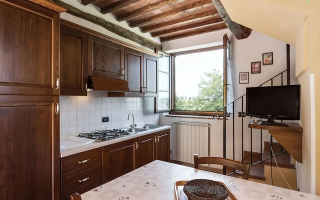 Lavish Holiday Home in Volterra With Pool