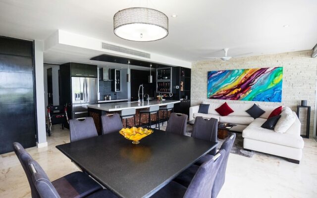 Elements Penthouse 24 3 Bedroom Condo by RedAwning