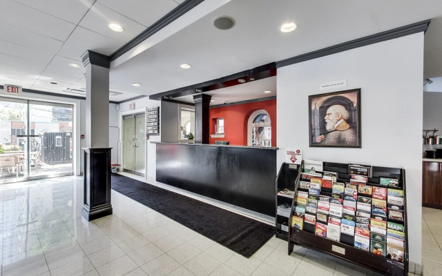 Isabella Hotel & Suites