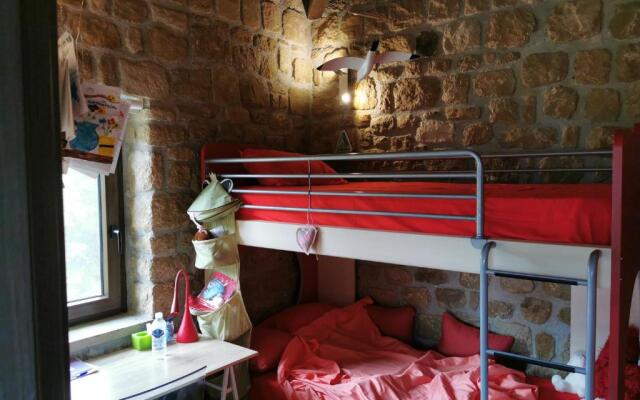 Mountain stone villa, sea & mountain view at 1150m