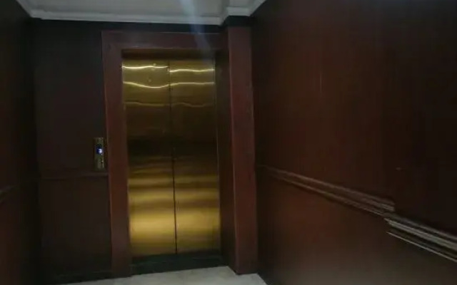 Luhuo Longyang Hotel