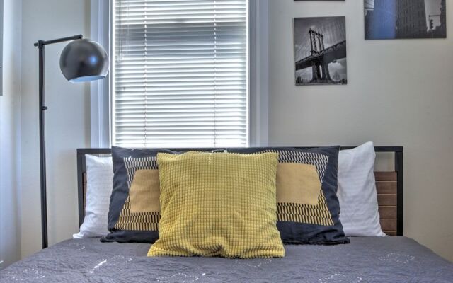 Capitol Hill Apartments