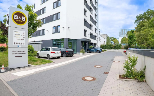 B&B HOTEL Stuttgart-Airport/Messe