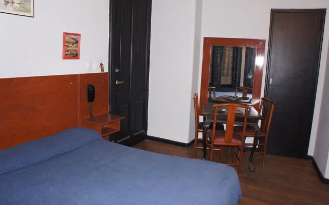 Hotel América