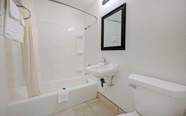 Rodeway Inn
