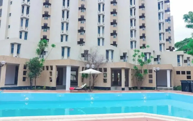 Lavish Apartment