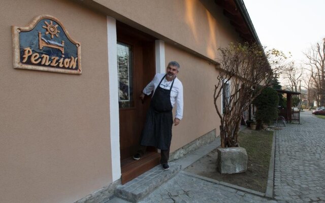 U Námořníka-Restaurant a penzion