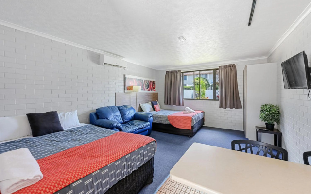 A Raceview Motor Inn – Guest Rooms – Toowoomba