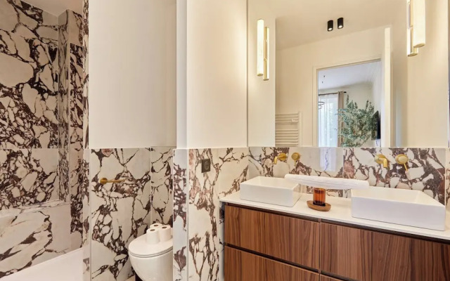 Luxurious AC Apartment Beaubourg Le Marais