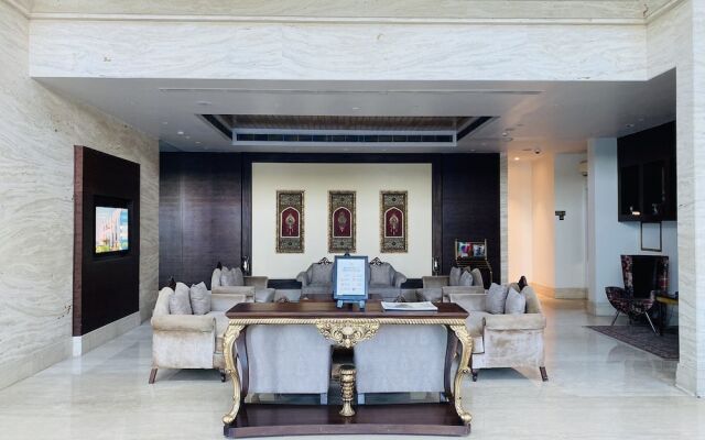 Seven Seas Hotel