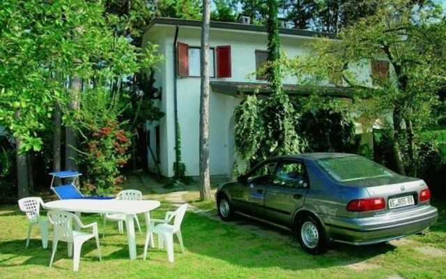 Villa in Lignano Riviera Comfortable