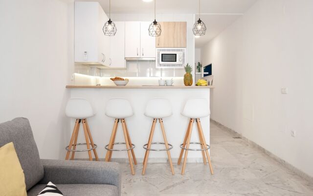 Alluring Apartment in Malaga Downtown