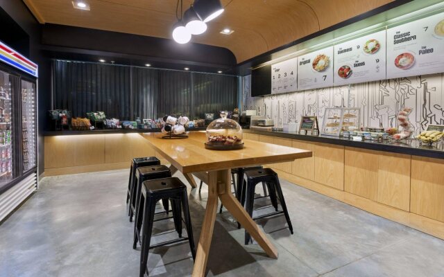 Aloft Jacksonville Airport