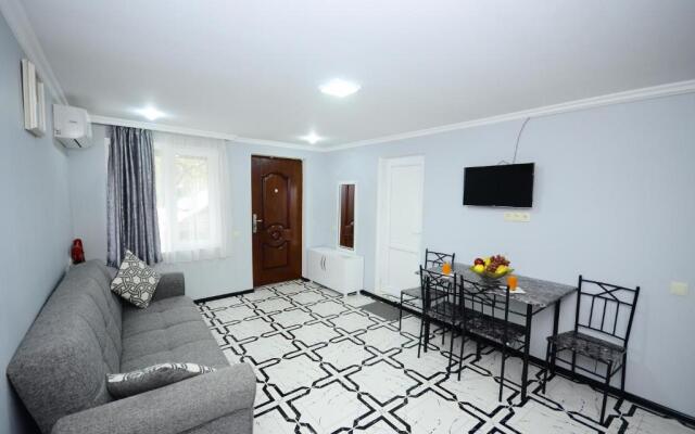 Aparthotel My Home