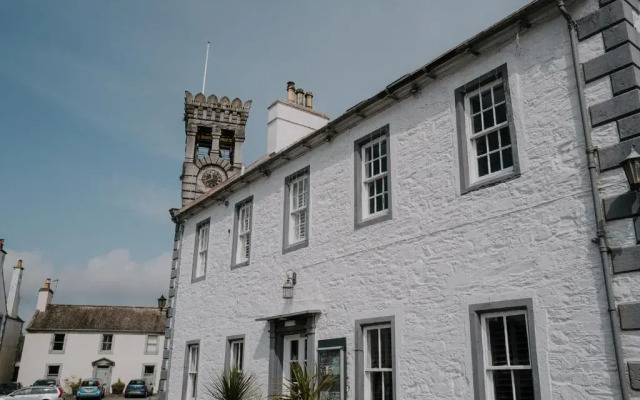 The Murray Arms Hotel