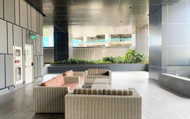 Chic 1BR Apartment at Menara Jakarta Kemayoran