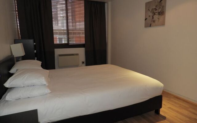 Oxford Street Apartment