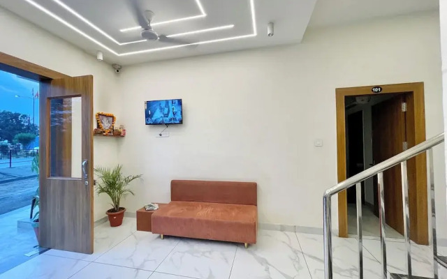 Hotel Shree Nakoda Paradise - Ujjain