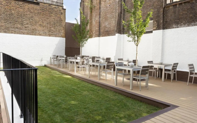 33-36 Prince`S Square Apartments