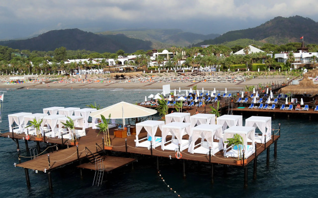 Emelda Sun Club Hotel