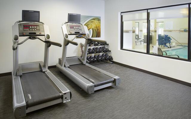 Courtyard by Marriott Richmond Airport