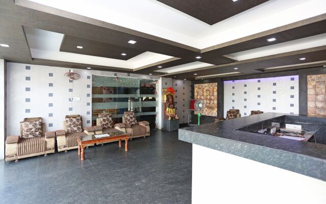 Hotel Mahabir Sheraton by OYO Rooms