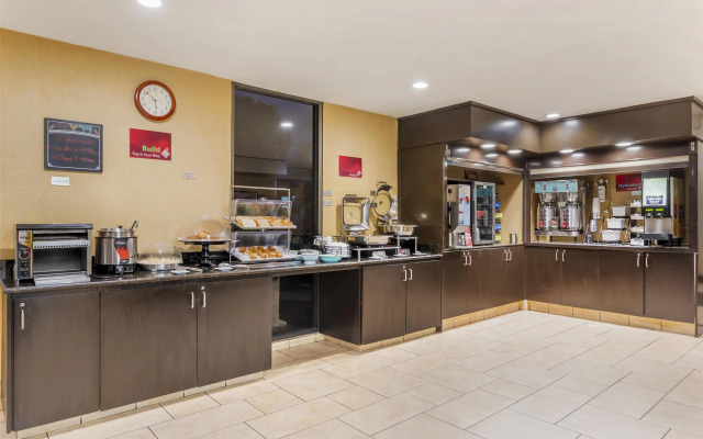 Best Western Plus Garden Court Inn