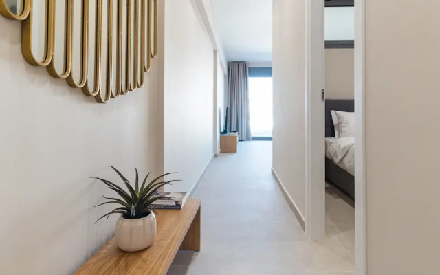 Charming Minimal apt in the Center of Glyfada