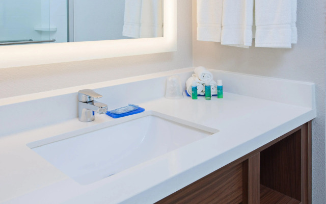 Holiday Inn Express Mira Mesa-San Diego by IHG