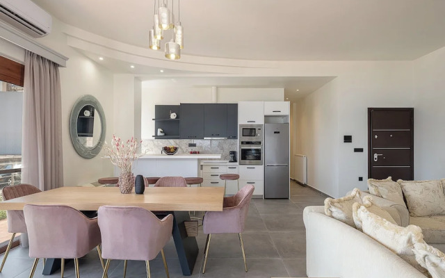 Elia Seaside Deluxe Apartment