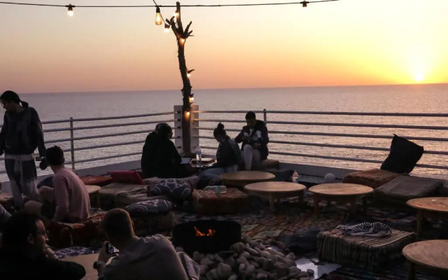 Locals Taghazout Surfcamp